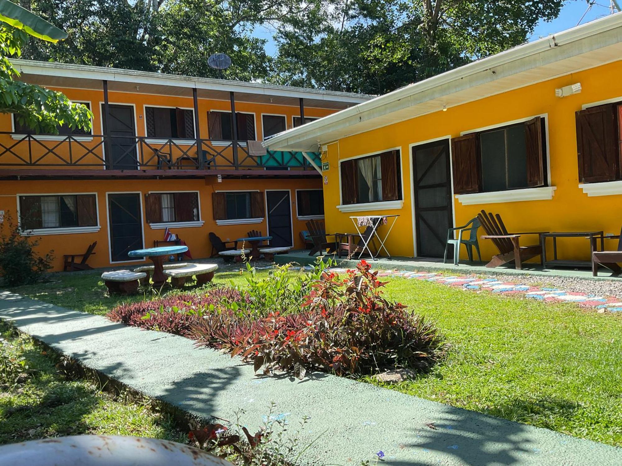 Las Casitas De Playa Ne Gra Puerto Viejo de Talamanca Exterior photo