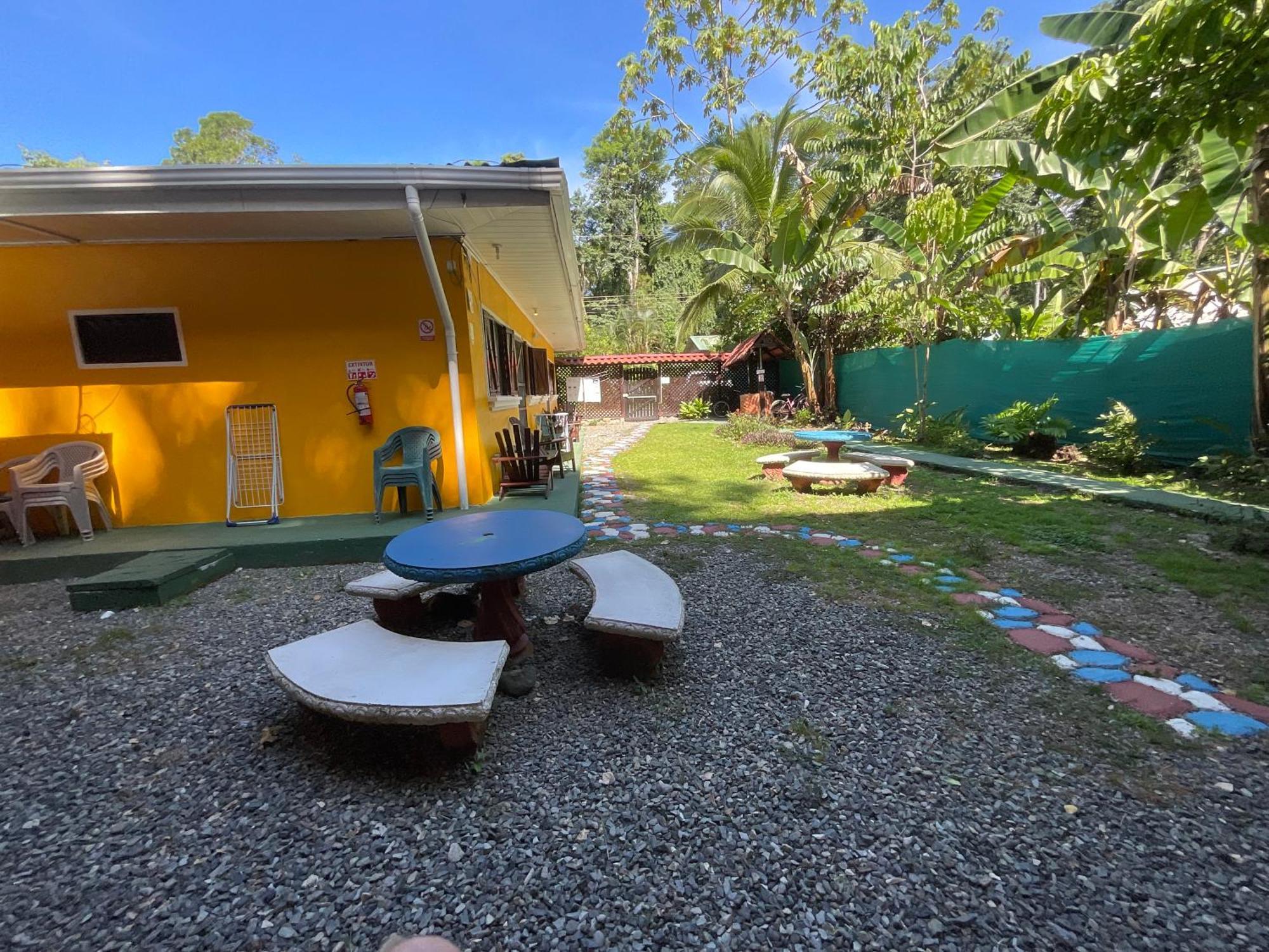 Las Casitas De Playa Ne Gra Puerto Viejo de Talamanca Exterior photo